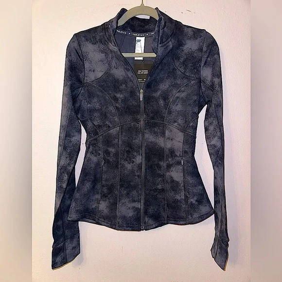 NWOT! Fabletics Full Zip Jacket- Size M - Picture 4 of 6